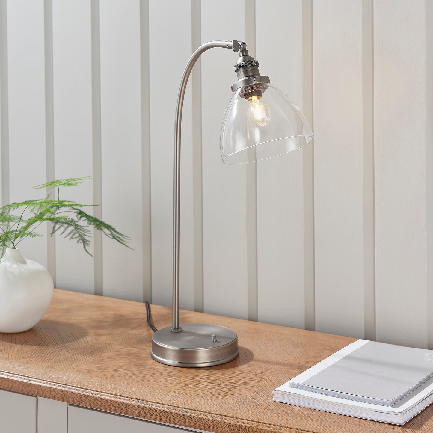 HAN Brushed Silver Table Lamp with Clear Glass Shade - ID 13012