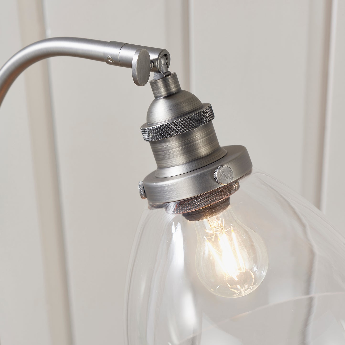 HAN Brushed Silver Table Lamp with Clear Glass Shade - ID 13012