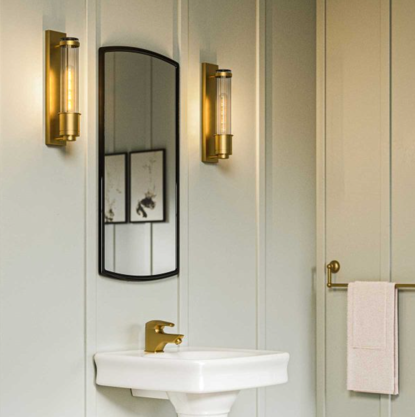 WEL Vintage Inspired Aged Brass & Ribbed Glass Bathroom Wall Light - ID 12565
