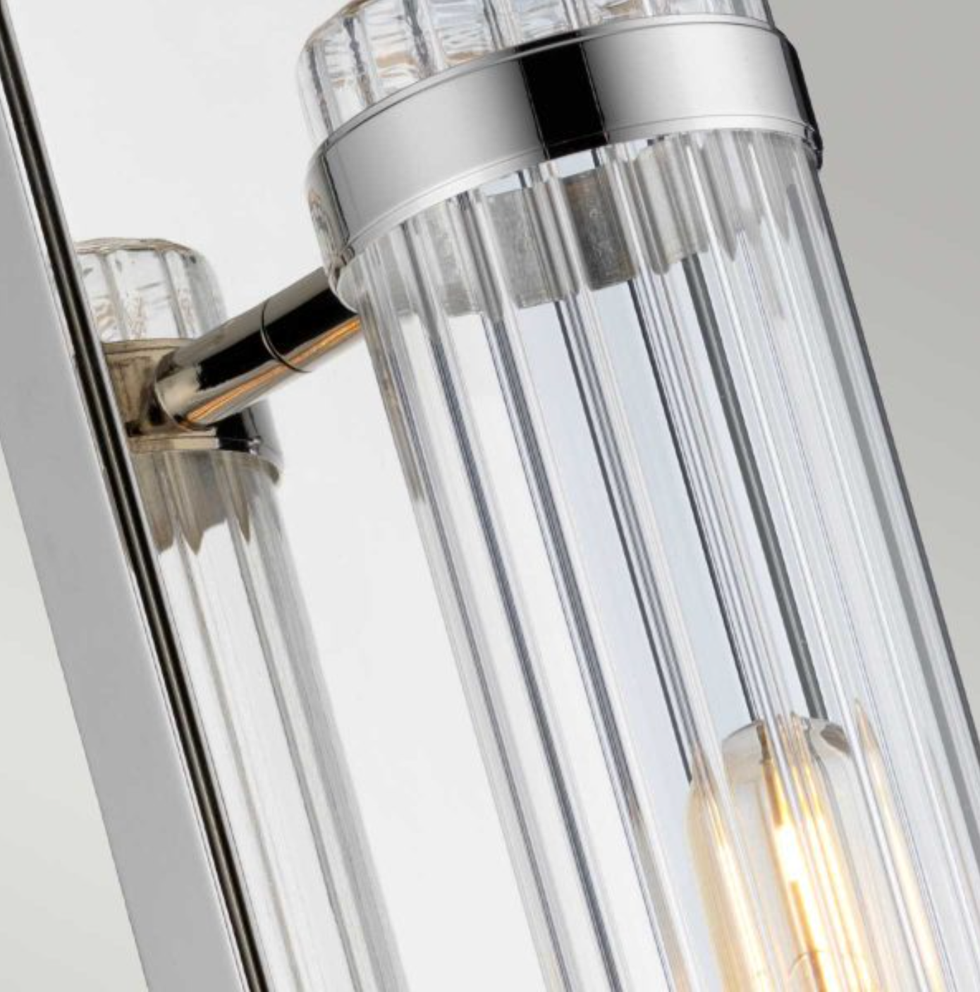 WEL Vintage Inspired Polished Chrome & Ribbed Glass Bathroom Wall Light - ID 12566