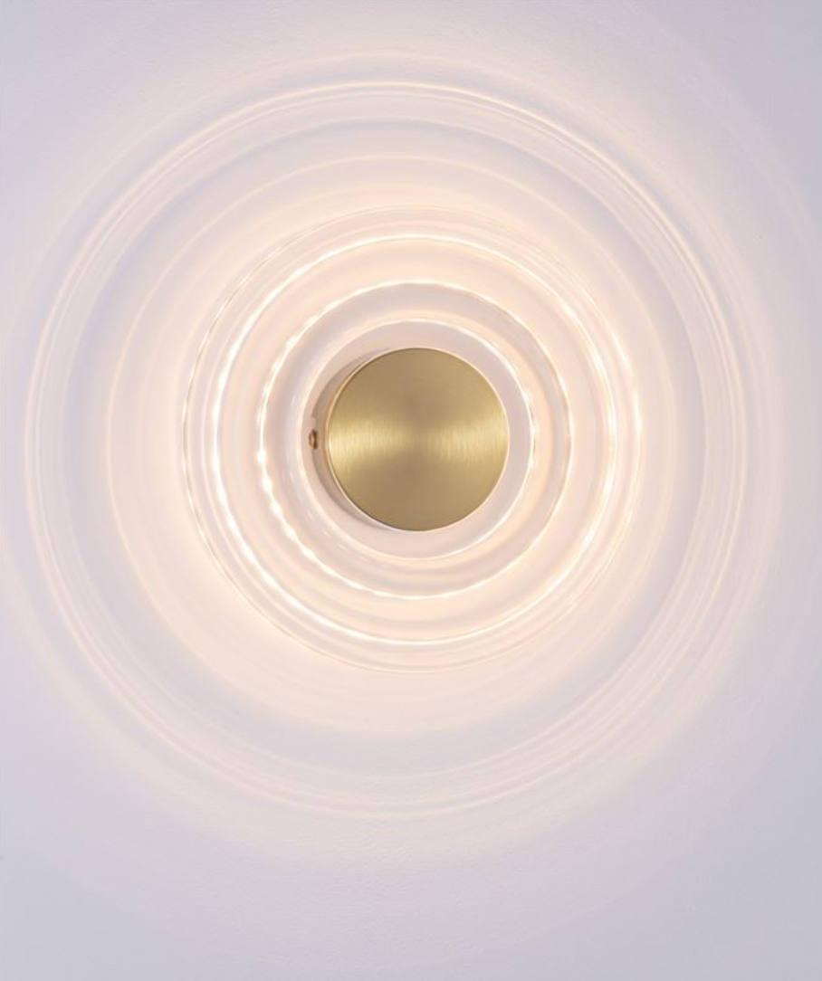 Onriyde Brushed Brass & Ribbed Acrylic Disc Wall Light - ID 13620
