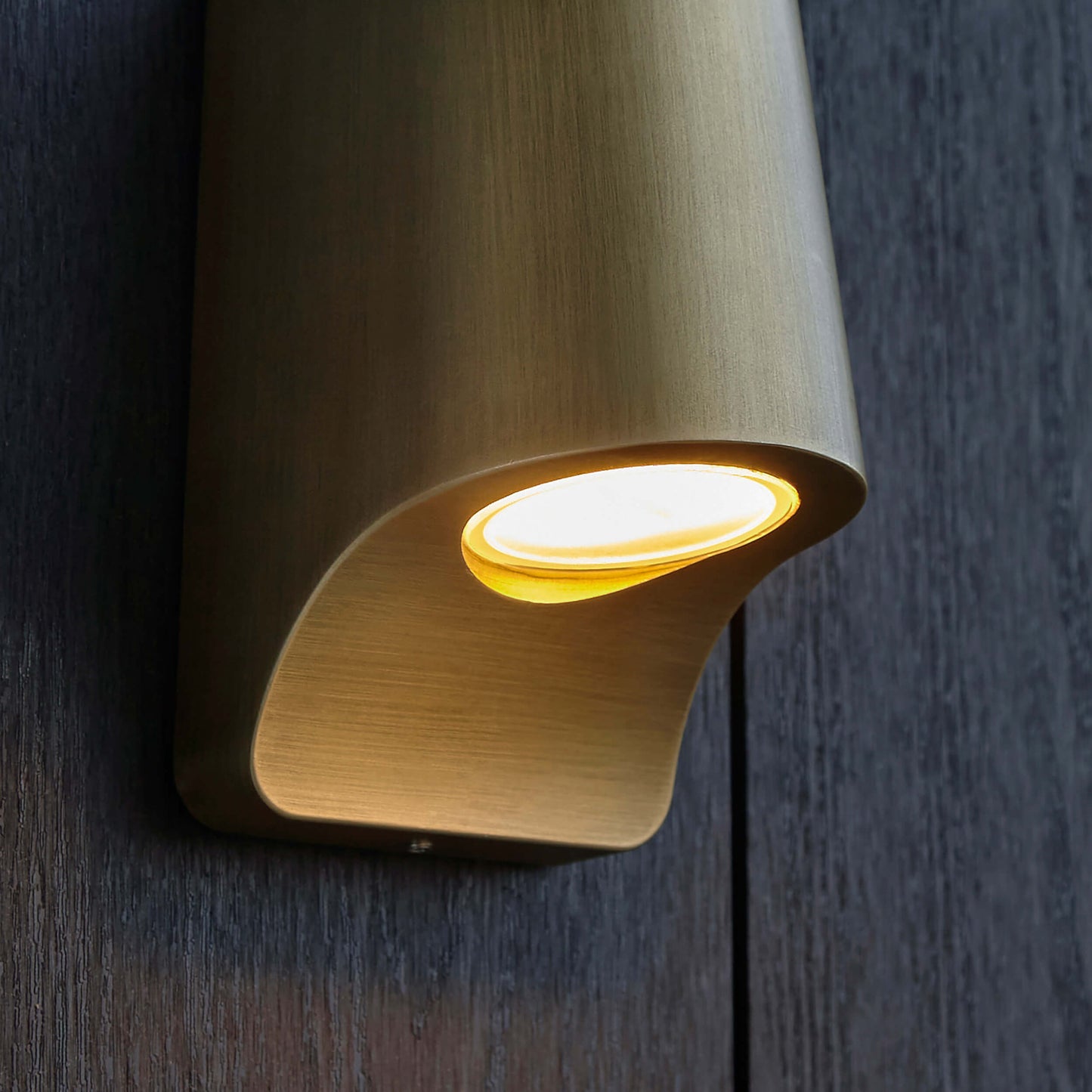 Matt Antique Brass Die Cast IP44 Led Wall Light With Frosted Glass - ID 12505