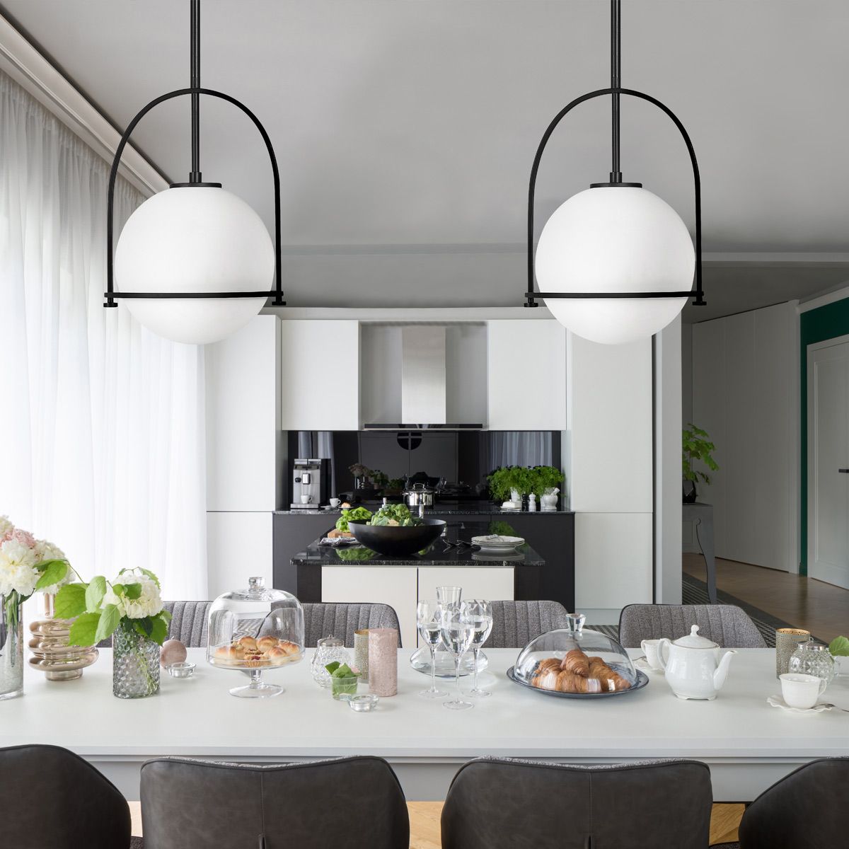 SOM 1 Light Pendant in Black with Opal Glass - ID 13660
