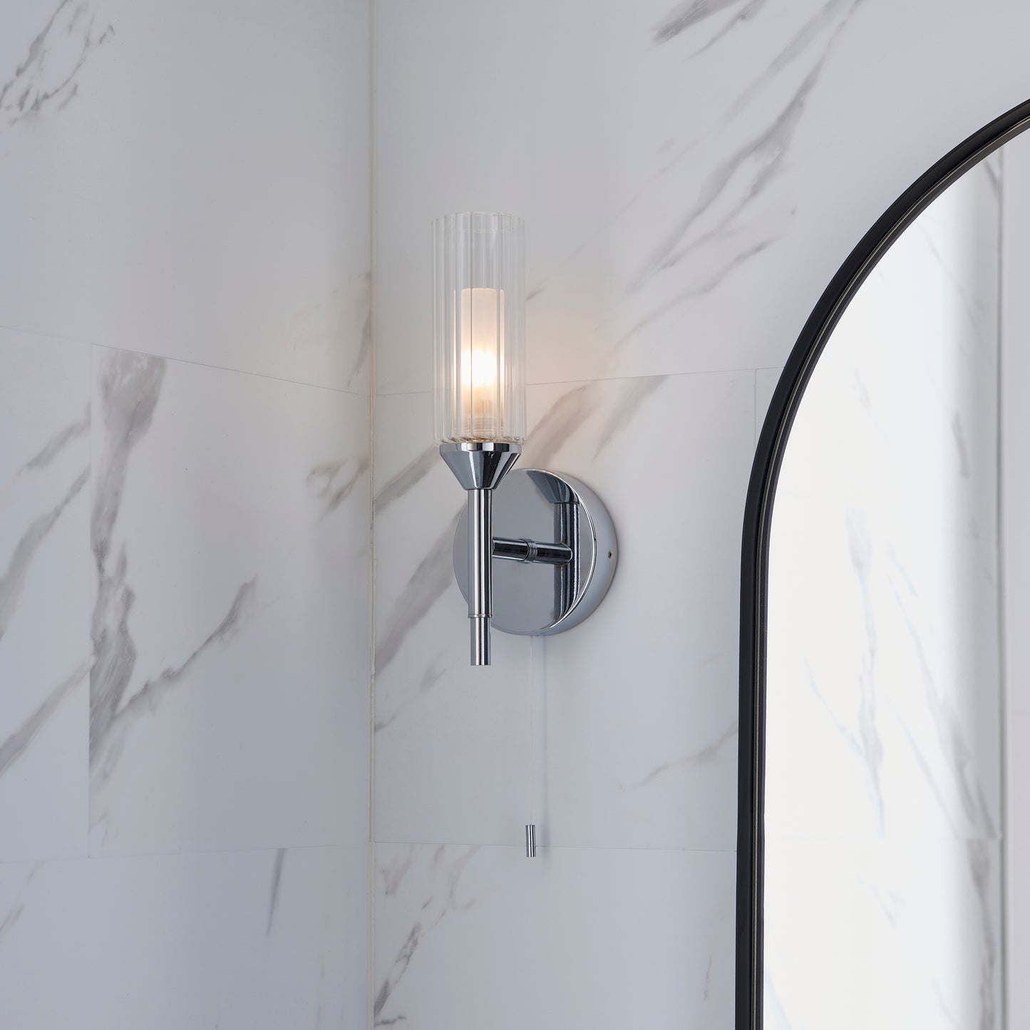 Polished Chrome & Ribbed Glass One Lamp IP44 Wall Light - ID 11638