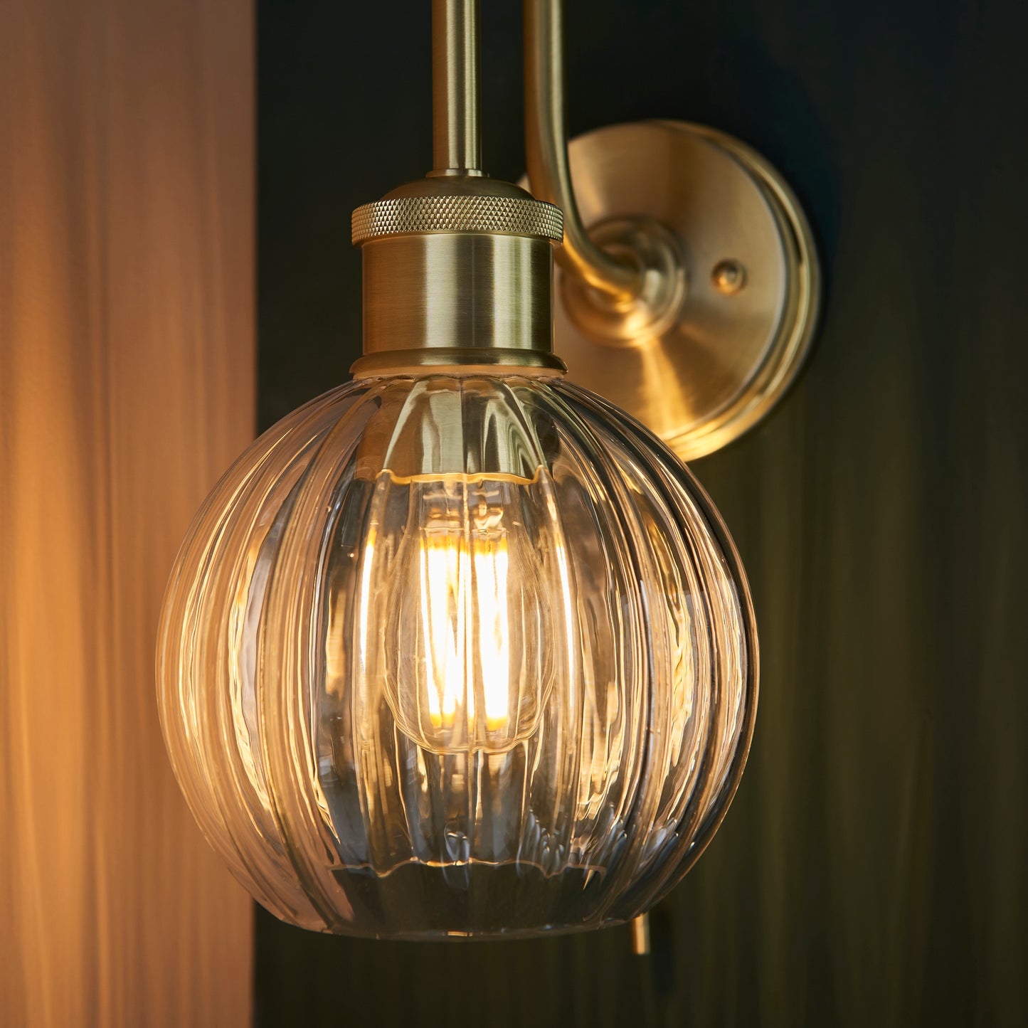 Satin Brass & Ribbed Glass Bathroom Wall Light - ID 11661