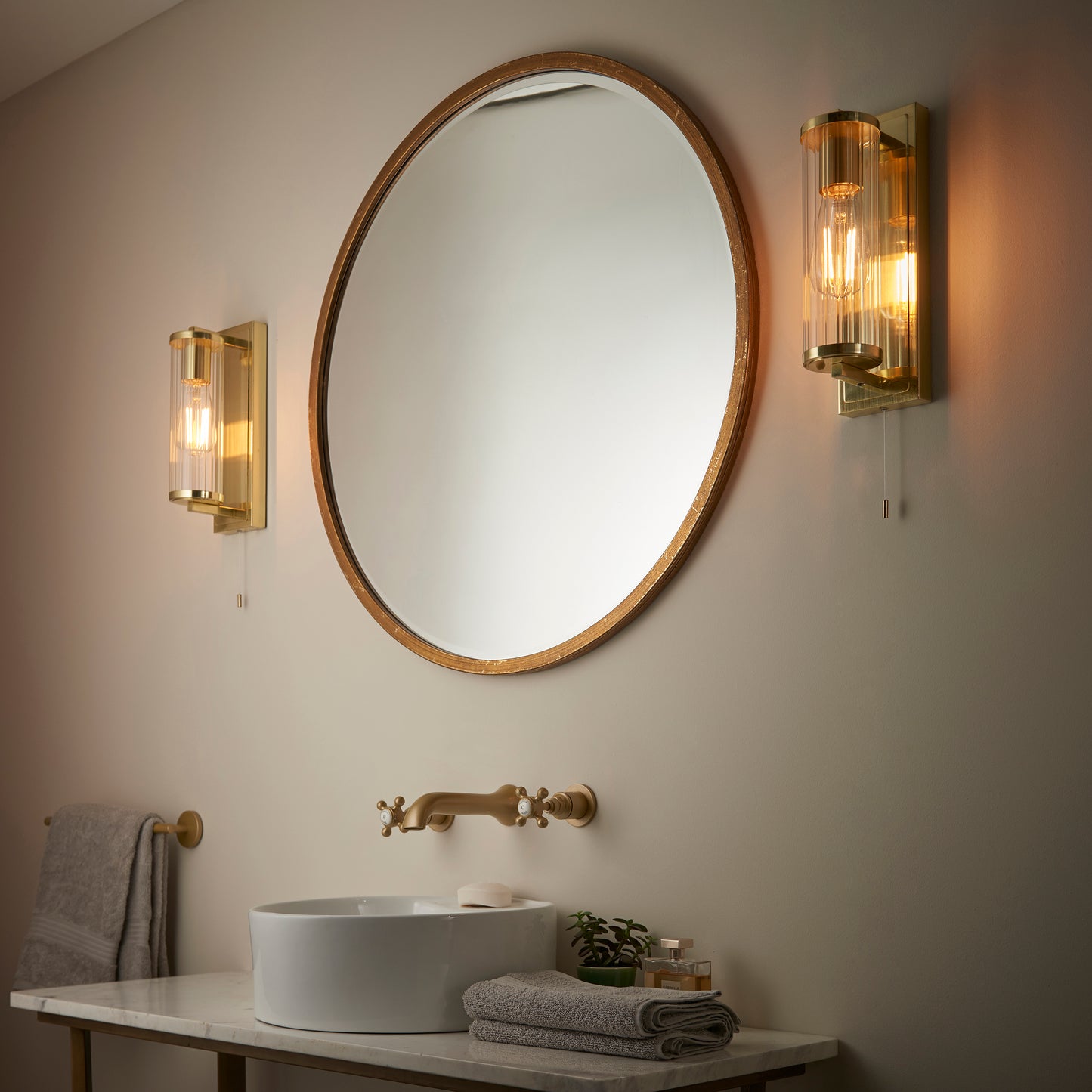 Cylinder Satin Brass Bathroom Wall Light - ID 11671