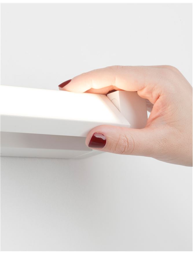 LIN Sandy White Aluminium & Acrylic Rotating Long Linear Wall Light - ID 10358