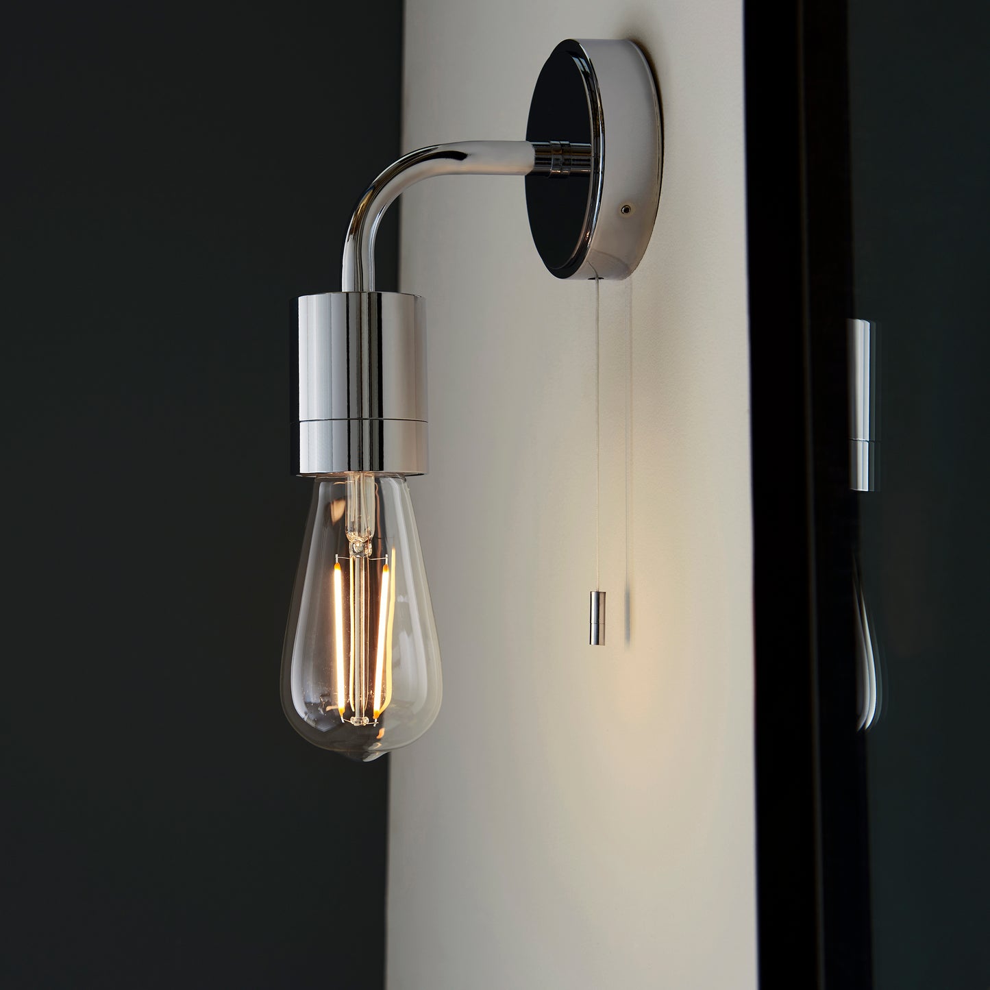 Polished Chrome Sleek One Lamp Bathroom Wall Light - ID 11650