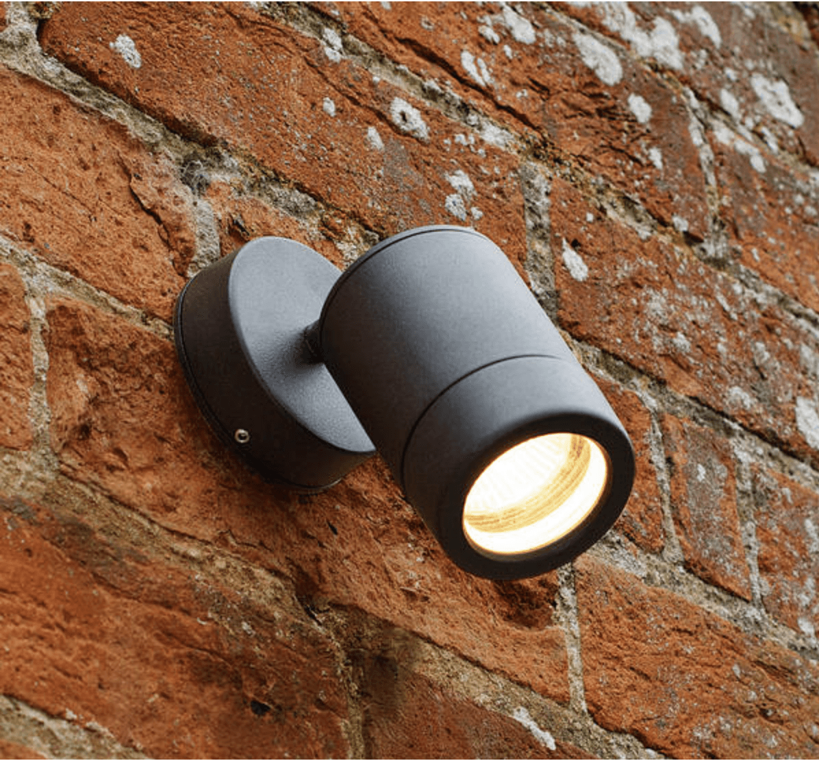 Aluminium Black Powder-Coated Adjustable Head Outdoor Wall Light - ID 5474