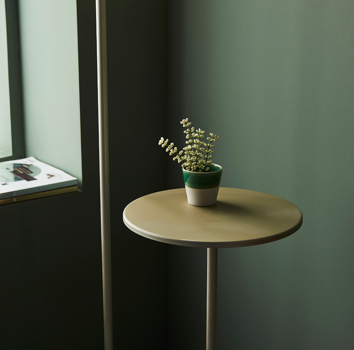 Champagne Painted Floor Light With Table And Grey Shade - ID 11750
