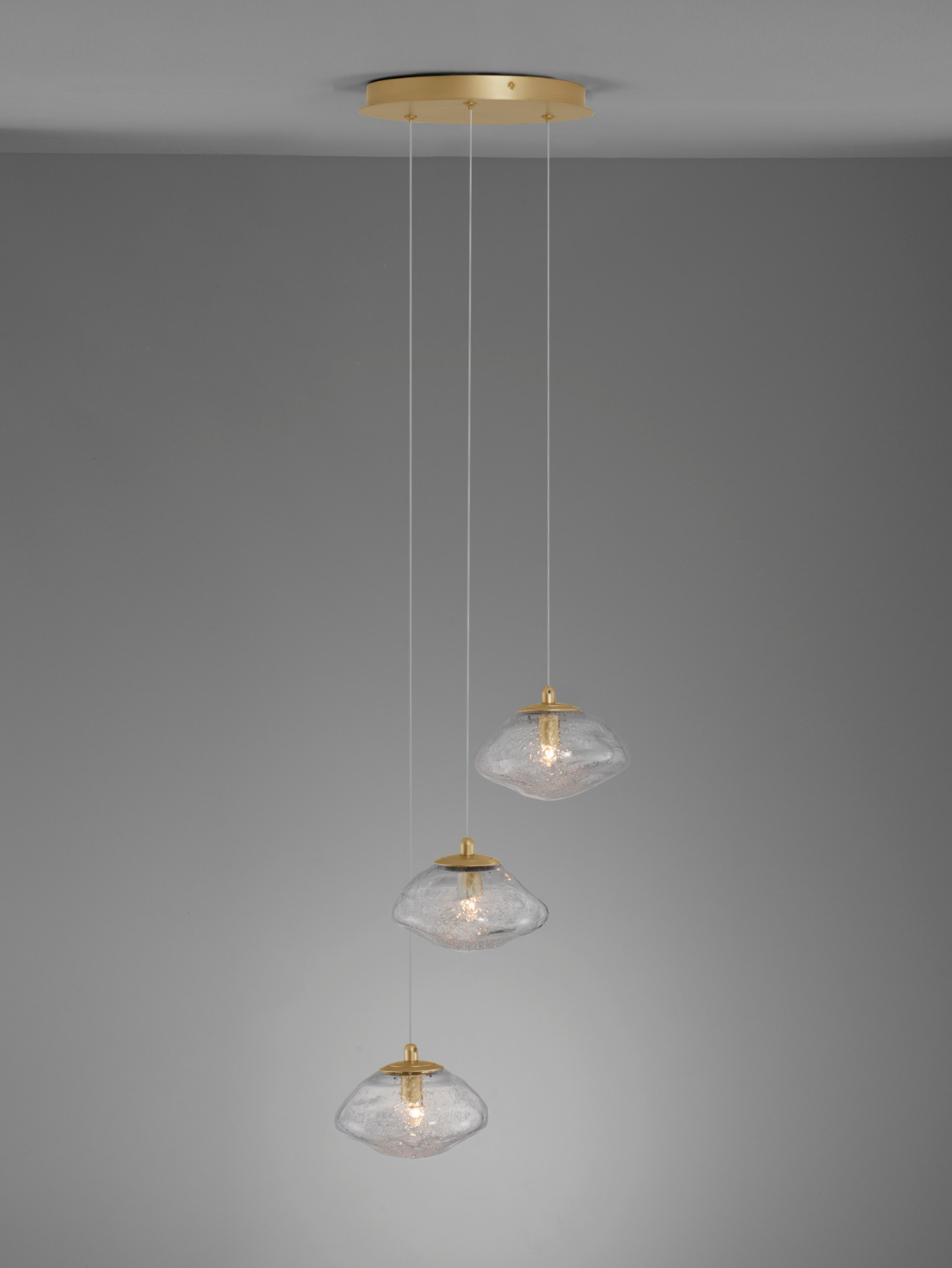 KIN Triple Pendant Brass Gold - ID 11943