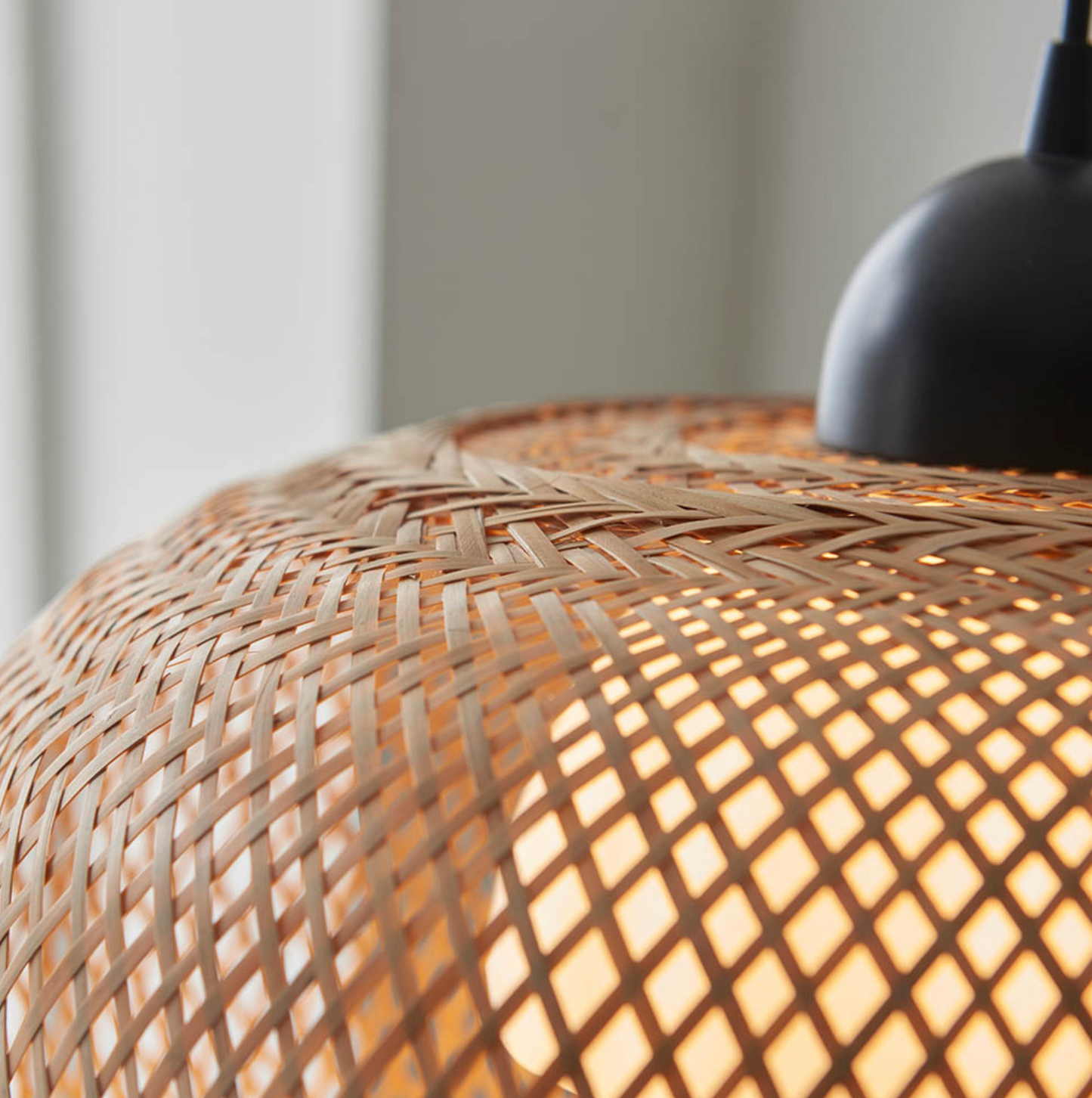 Pendant, Natural Raffia - ID 12041