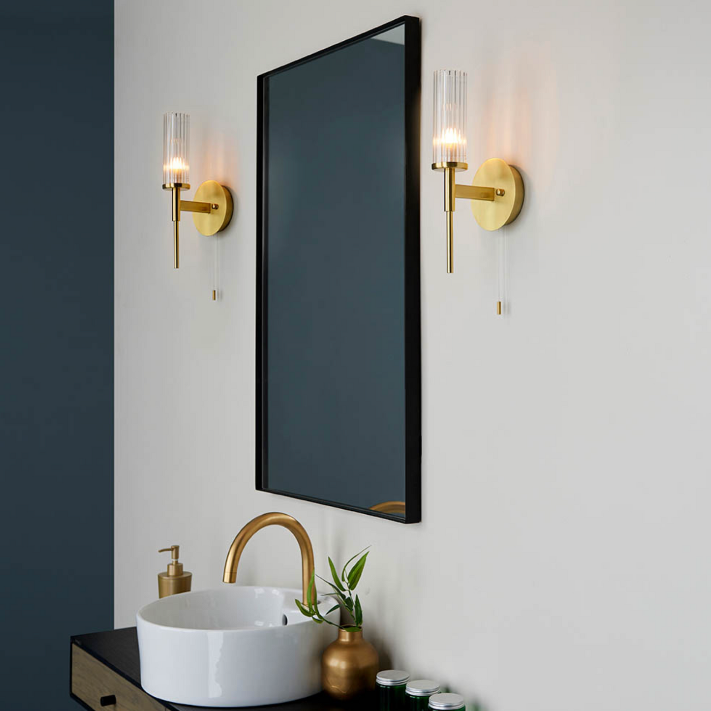 Wall Light, Brushed Gold - ID 12051