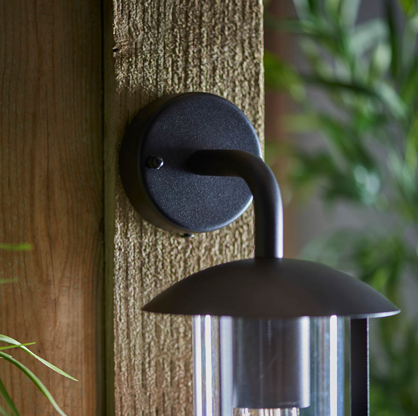 Exterior Wall, Black - ID 12054