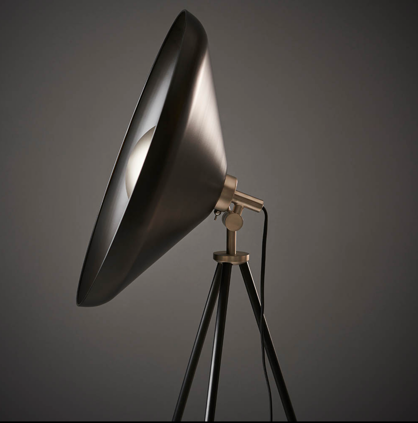 Matt Black Coned Floor Light, Matt Nickel- ID 12098