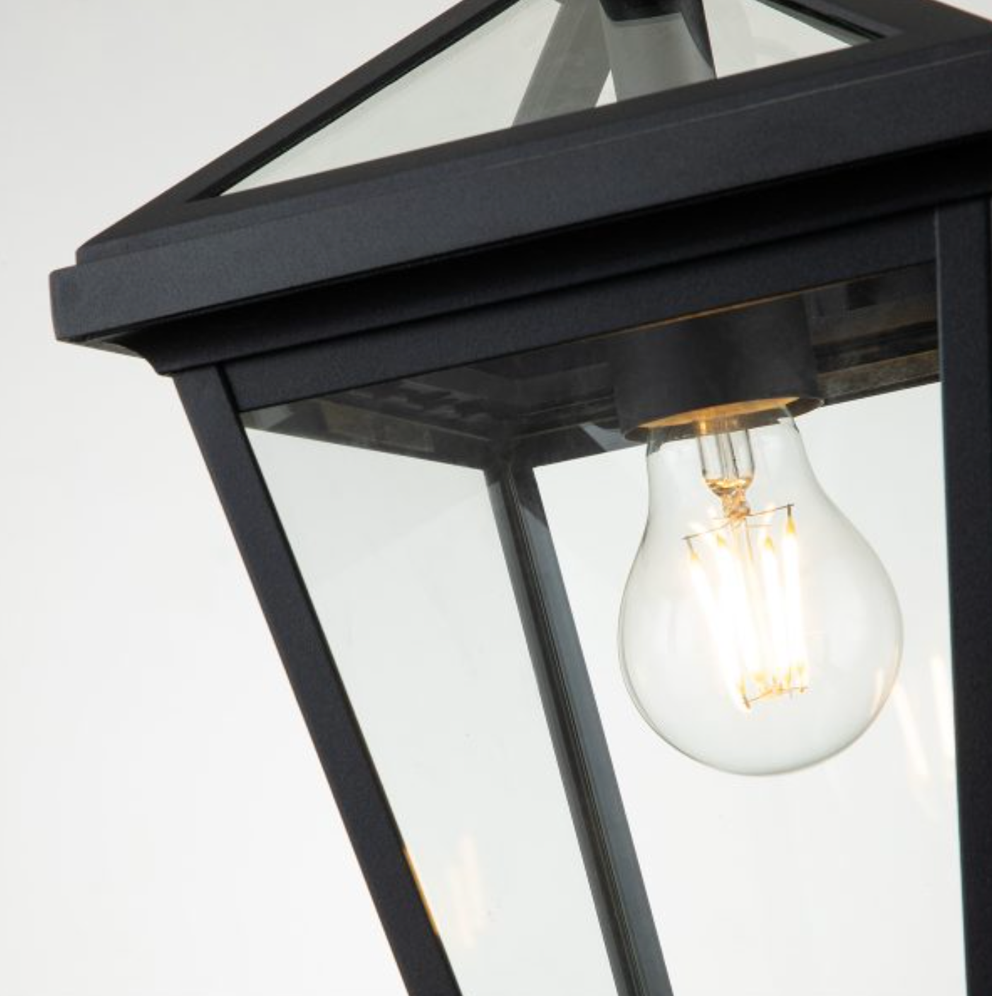 Medium Outdoor Box Chain Lantern, Black - ID 12377