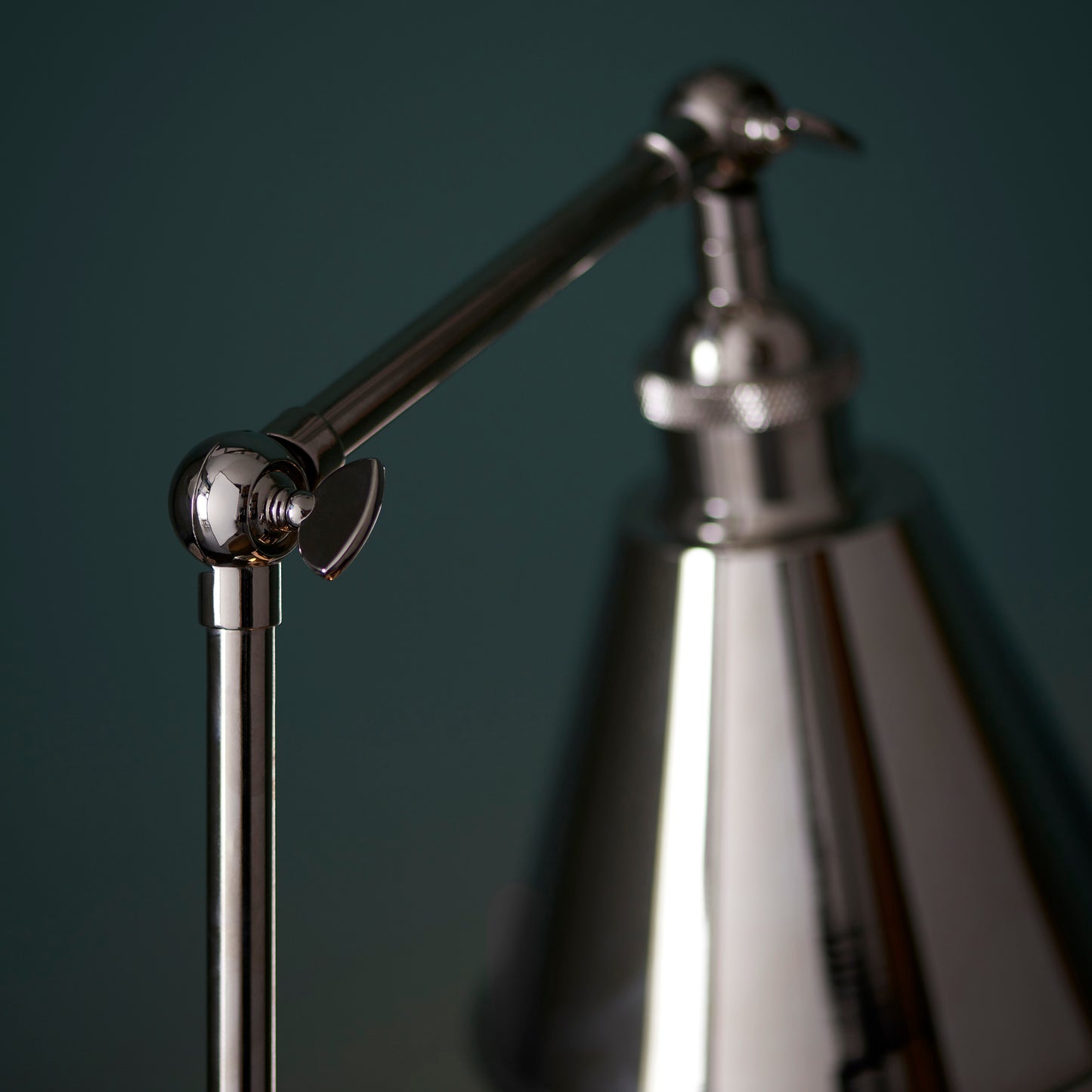 Bright Nickel Plated Adjustable Table Lamp - ID 11693