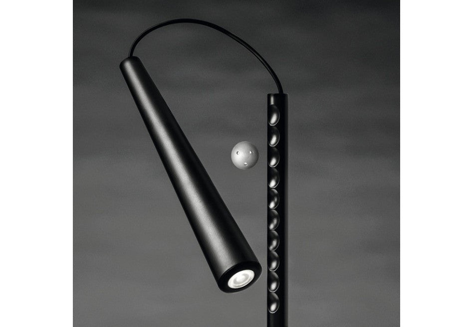Foscarini Magneto Table Lamp - London Lighting - 3