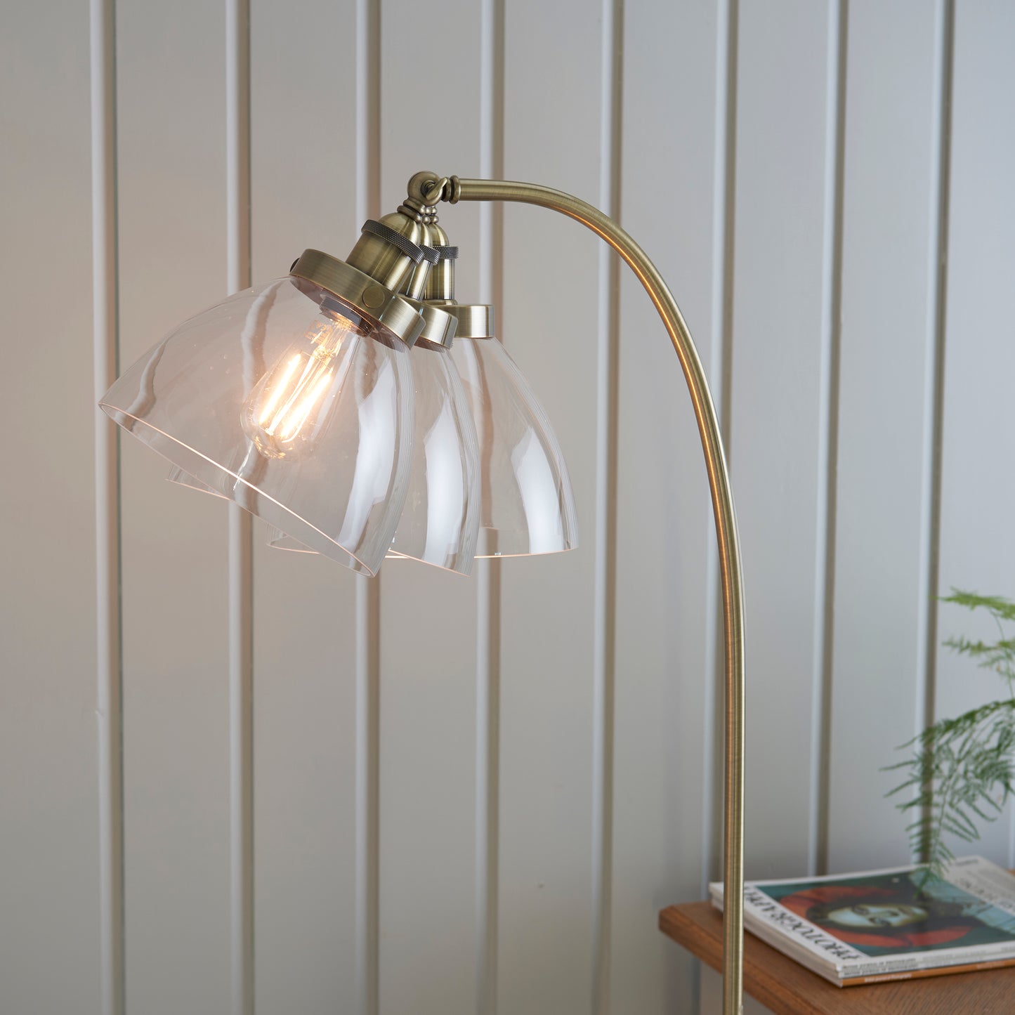 HAN Antique Brass Floor Lamp with Clear Glass Shade - ID 10410