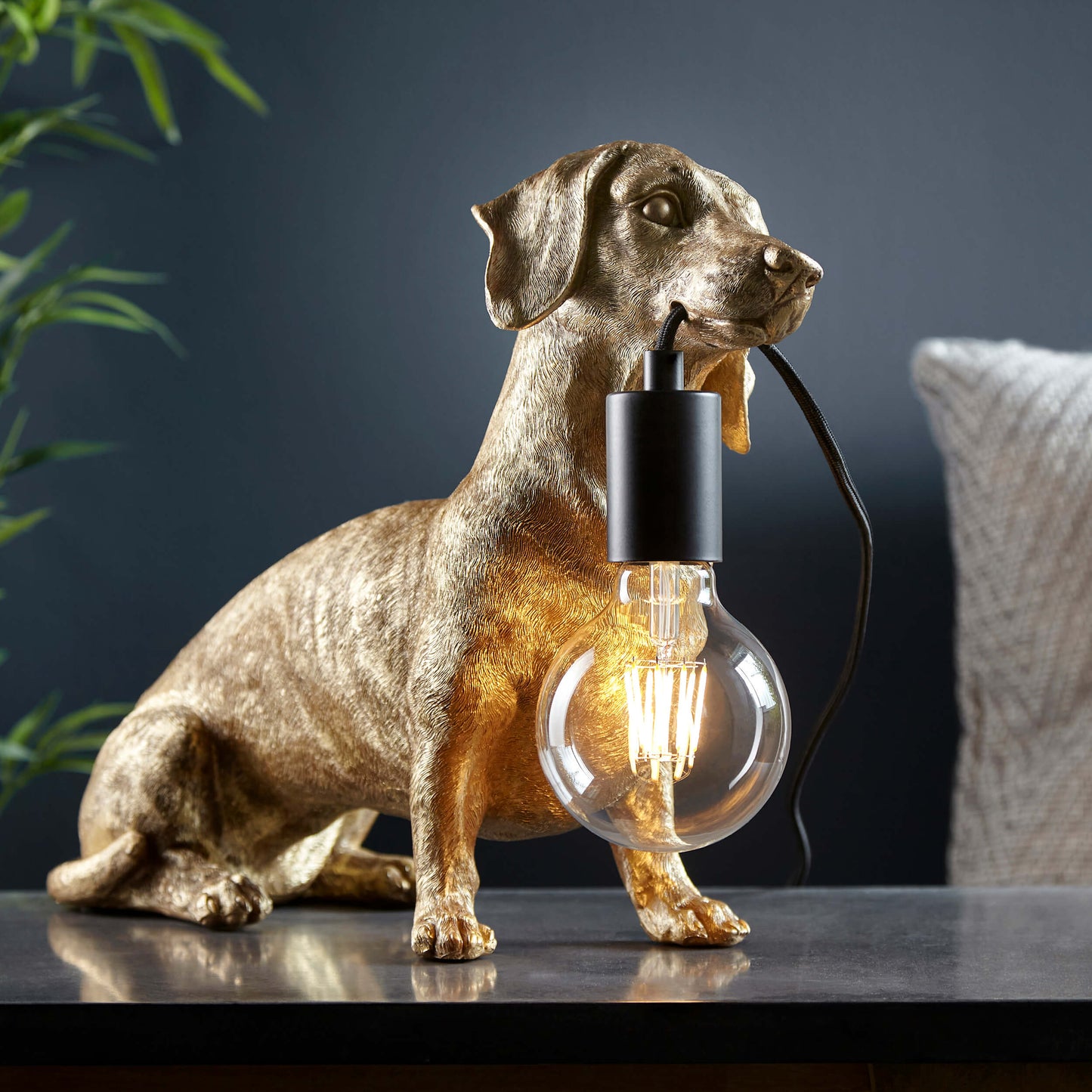 Vintage Gold Dachshund Table Light- ID 12553