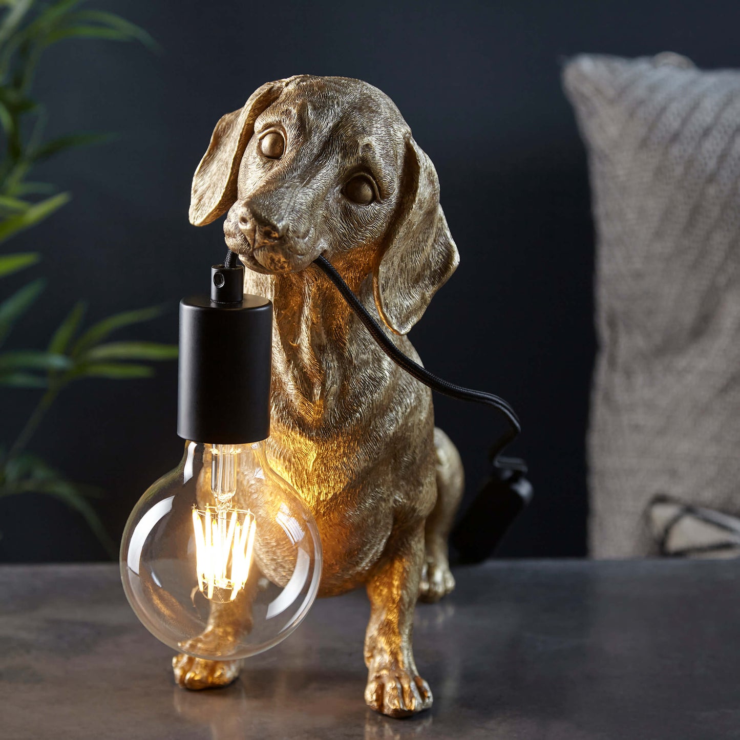 Vintage Gold Dachshund Table Light- ID 12553