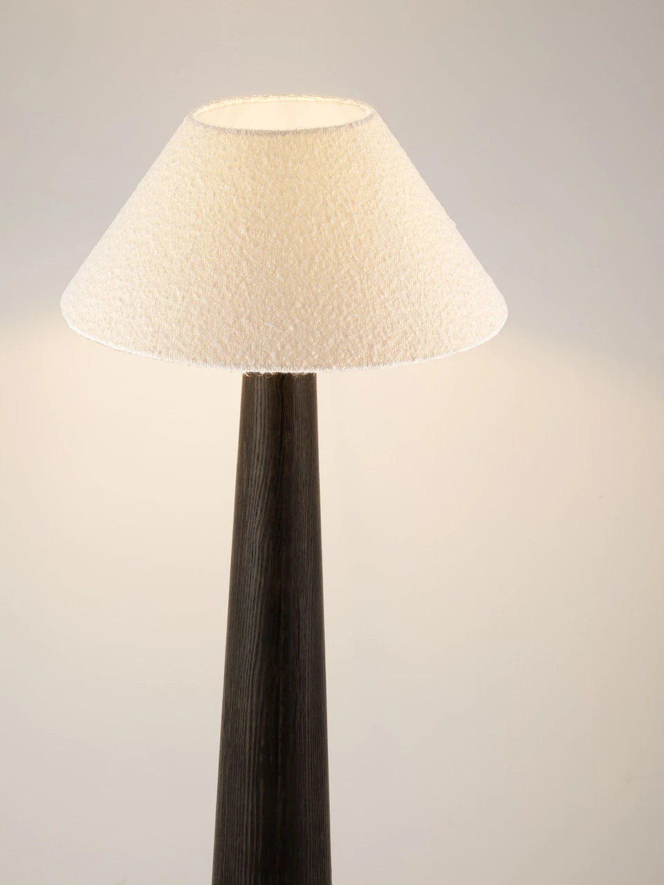 OKU Veneer & Bouclé Fabric Floor Lamp - ID 15110