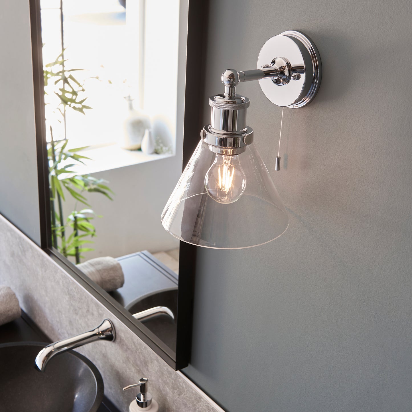 Chrome Bathroom Wall Light with Glass Cone Shade - ID 14348