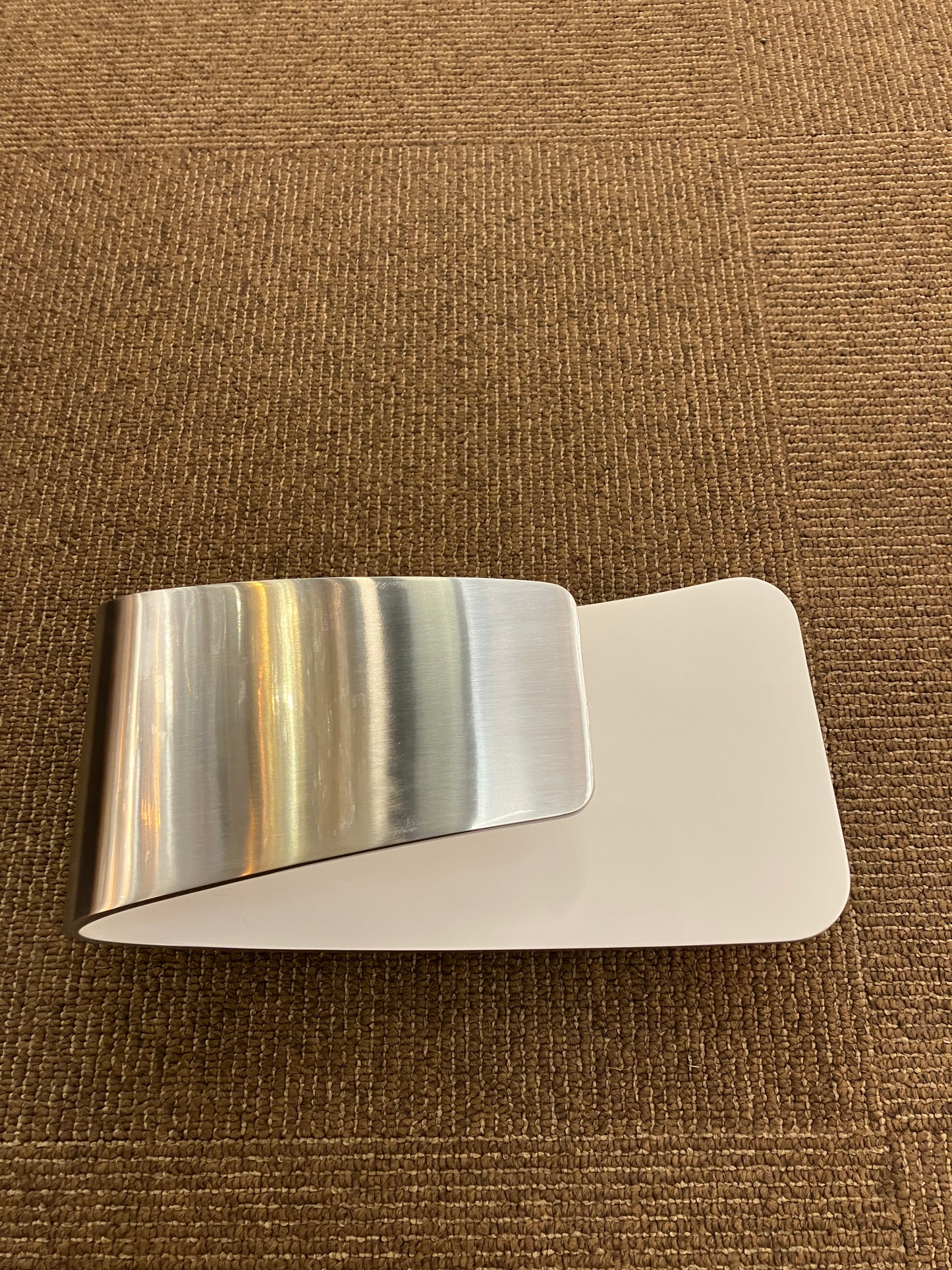 Curved Wall Light, Brushed Aluminium - ID 12049 - EX-DISPLAY