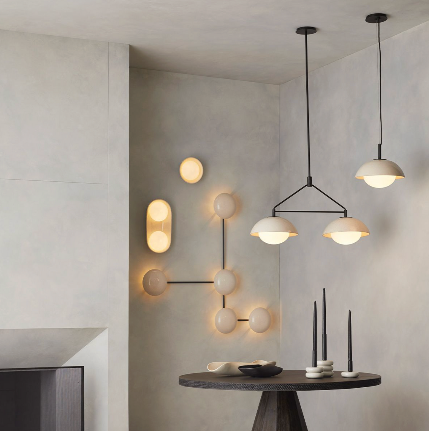 EFL Ceramic Ivory Stained Crackle & Blackened Steel Pendant Light - ID 14257