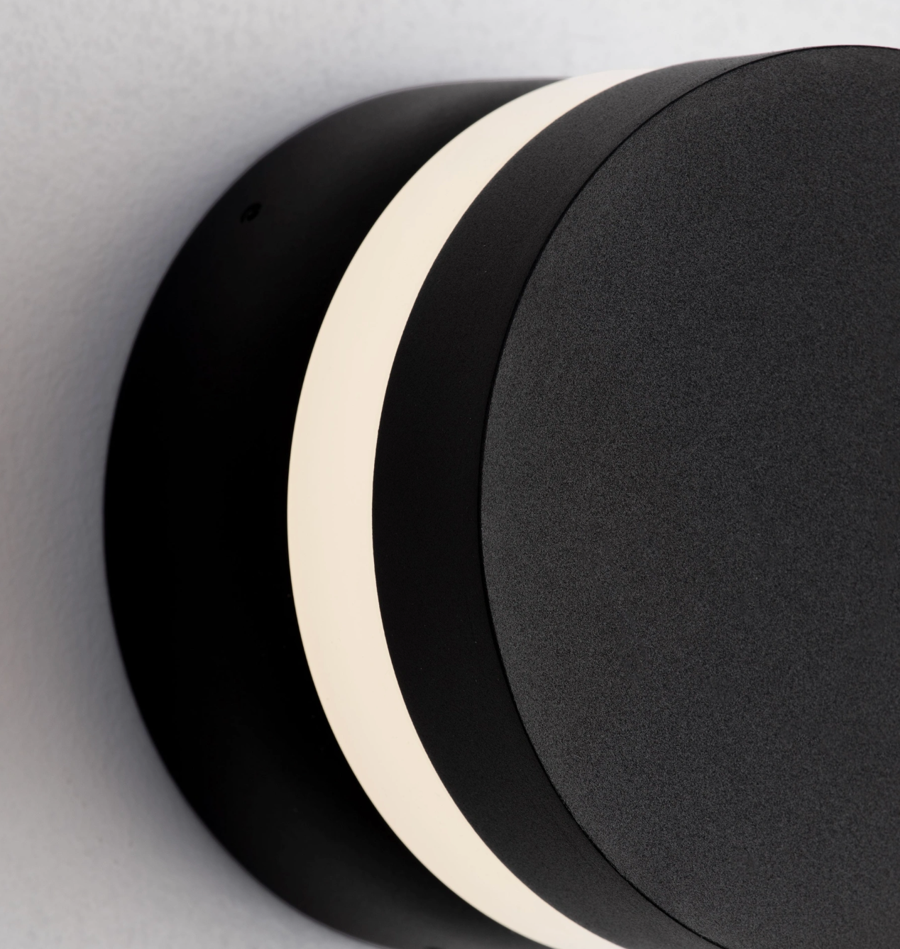 Skye Small Sandy Black Exterior Round Wall Light - ID 14765