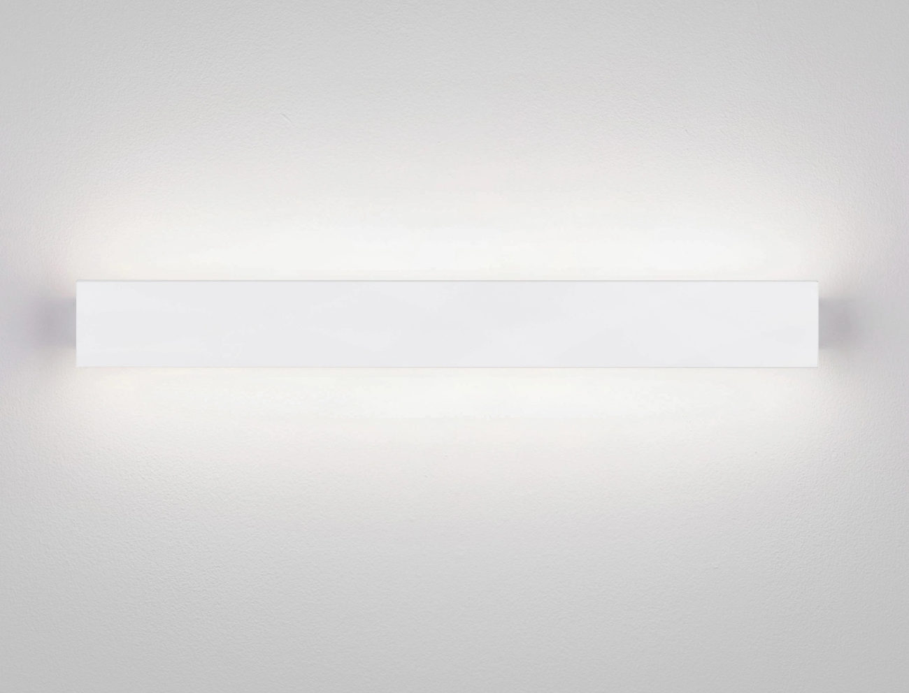 Aden Small White Linear Decorative Coastal Wall Light - ID 14784