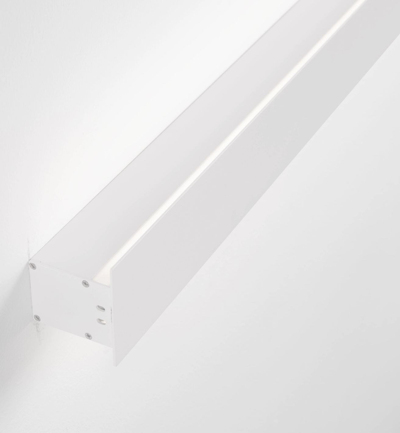 Aden Large White Linear Decorative Coastal Wall Light - ID 14786