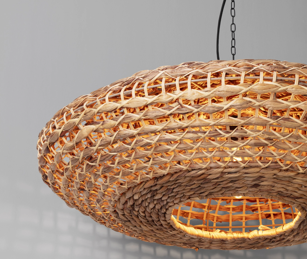 Sari Disc Natural Woven Pendant Light - ID 14814