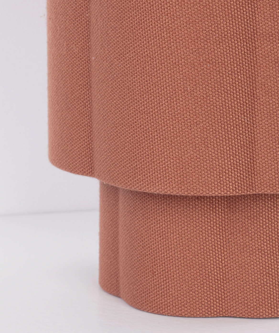 OSY Scalloped Red Table Lamp - ID 15086