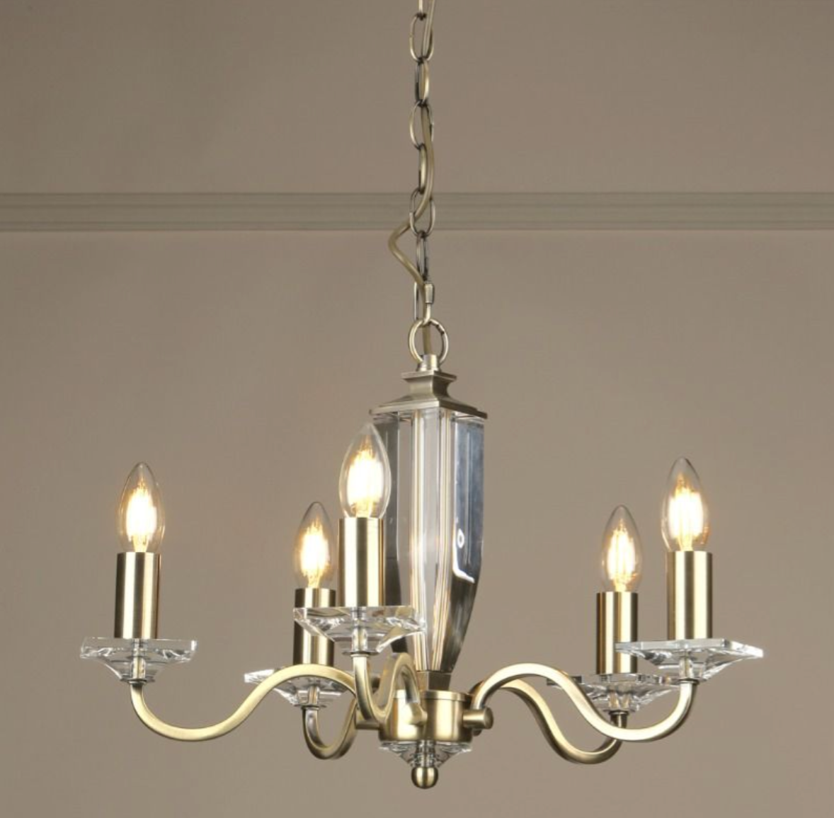 Laura Ashley - Carson 5lt Chandelier, Antique Brass, Crystal Glass - ID 13166