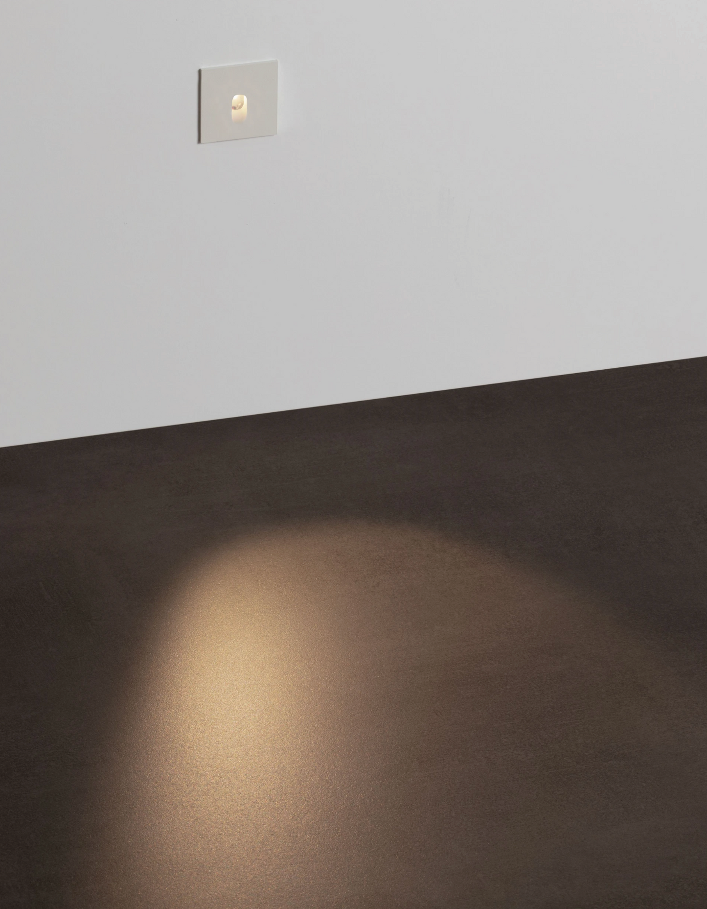 NL ID 14857 indoor wall recessed square step light, white, 3000K, in-line driver