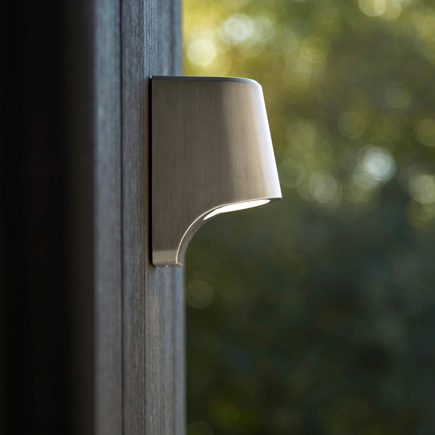 Aged Pewter Die Cast IP44 Led Wall Light With Frosted Glass -  ID 12504