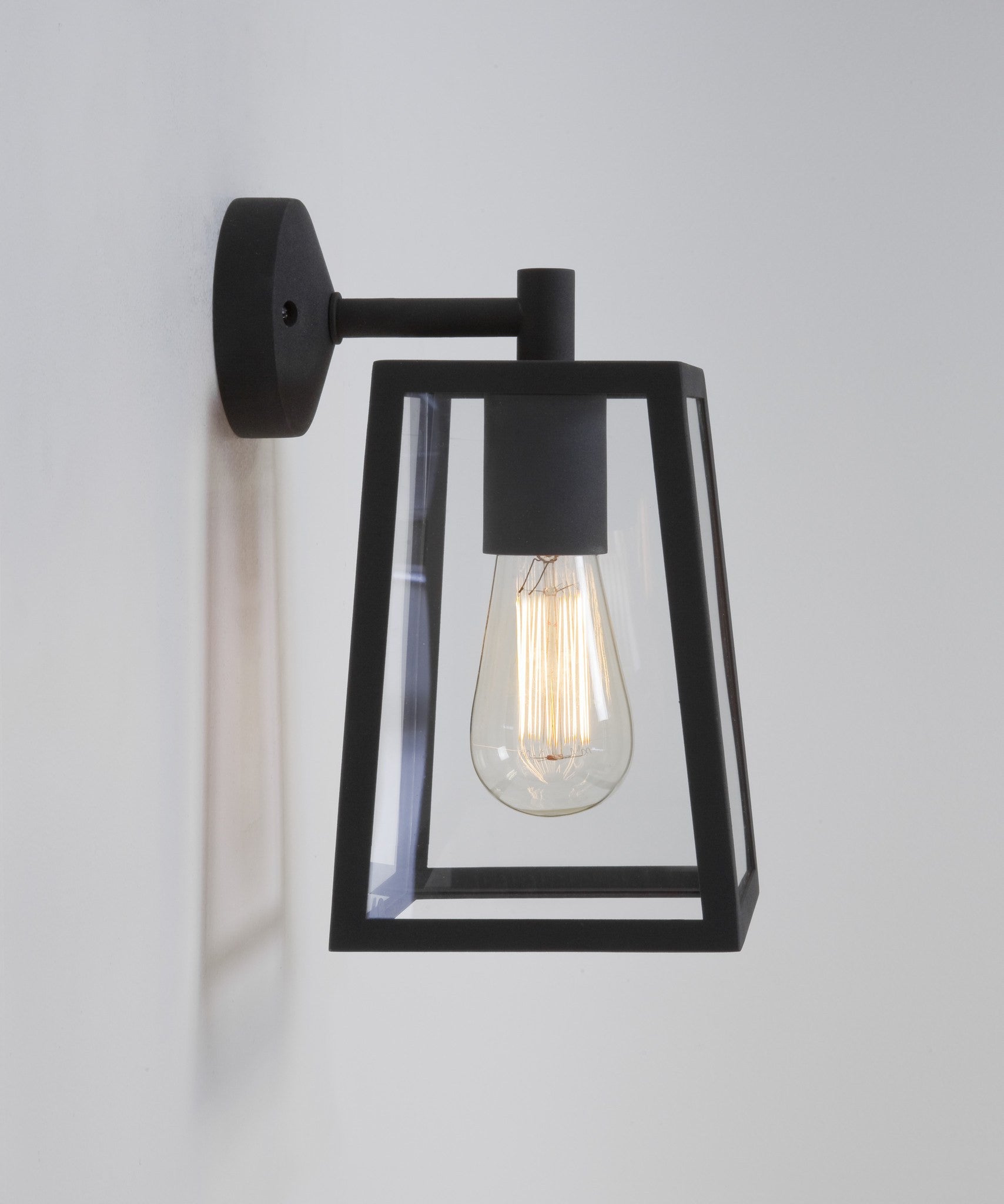 Calvi Black Outdoor Wall Light - London Lighting - 1