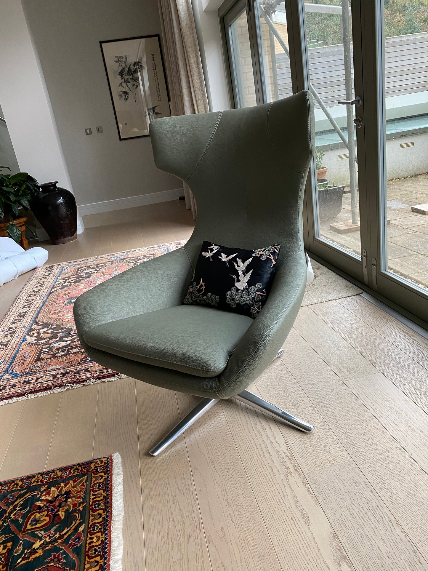 Leolux Caruzzo Armchair