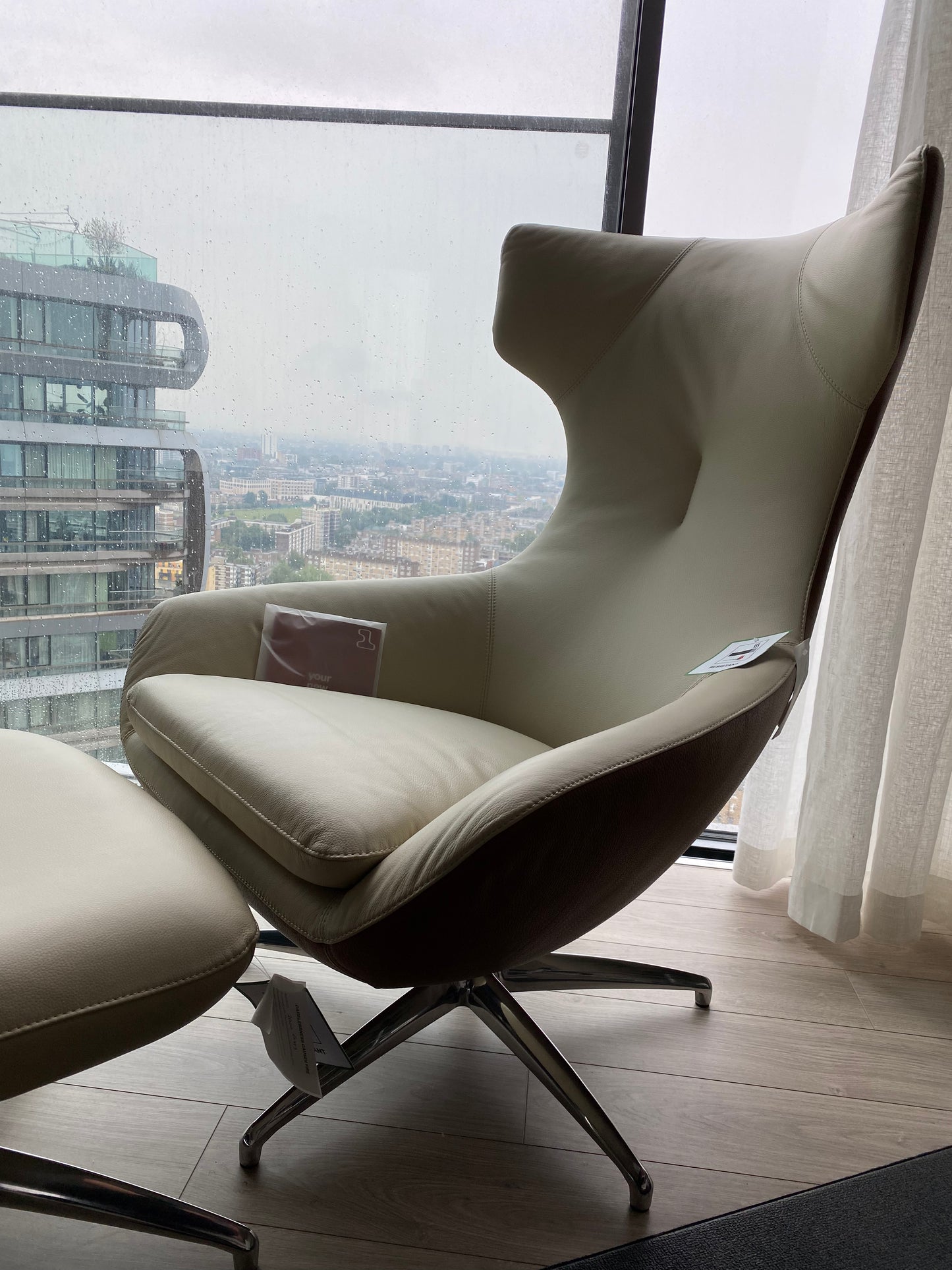 Leolux Caruzzo Armchair