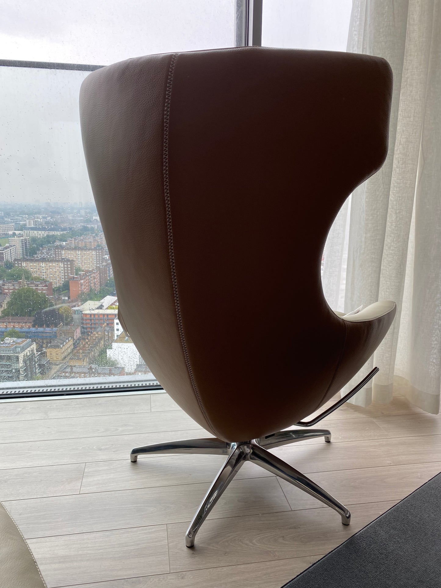 Leolux Caruzzo Armchair