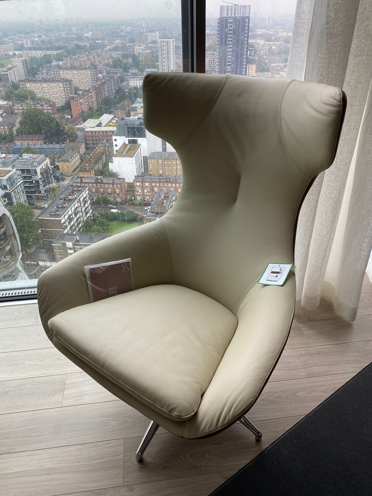 Leolux Caruzzo Armchair